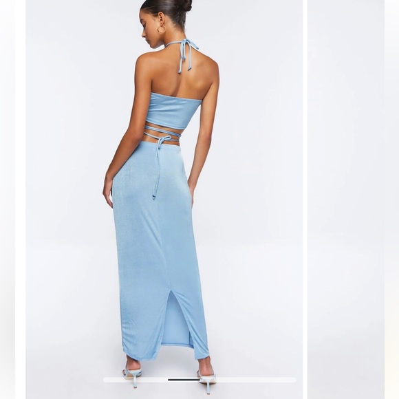 Slinky Halter Top & Maxi Skirt Set - Picture 3 of 11